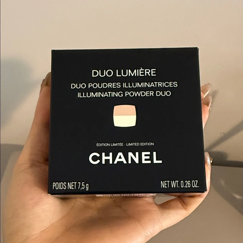 CHANEL 100% AUTHENTIC Illuminating Powder DUO LUMIERE Highlighter Limited - Picture 7 of 9